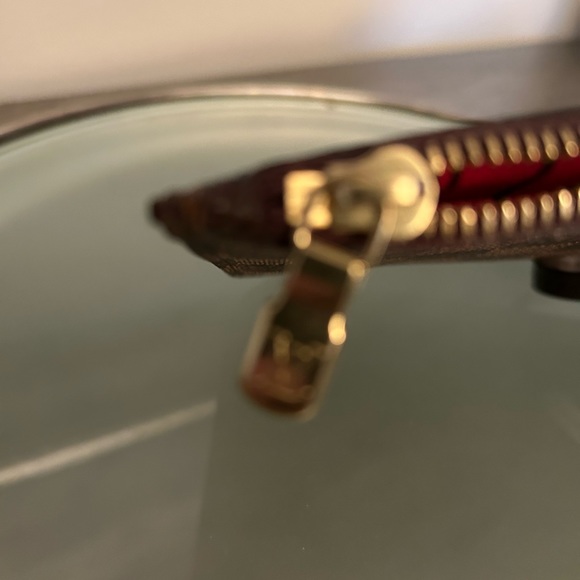 NWOT LOUIS VUITTON DAMIER WITH RED INSIDE POUCHETTE WRISLET CLUTCH W DUST BAG - Picture 8 of 14